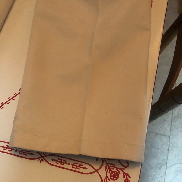 Haggar Chinos 38x32 - Picture 9 of 11